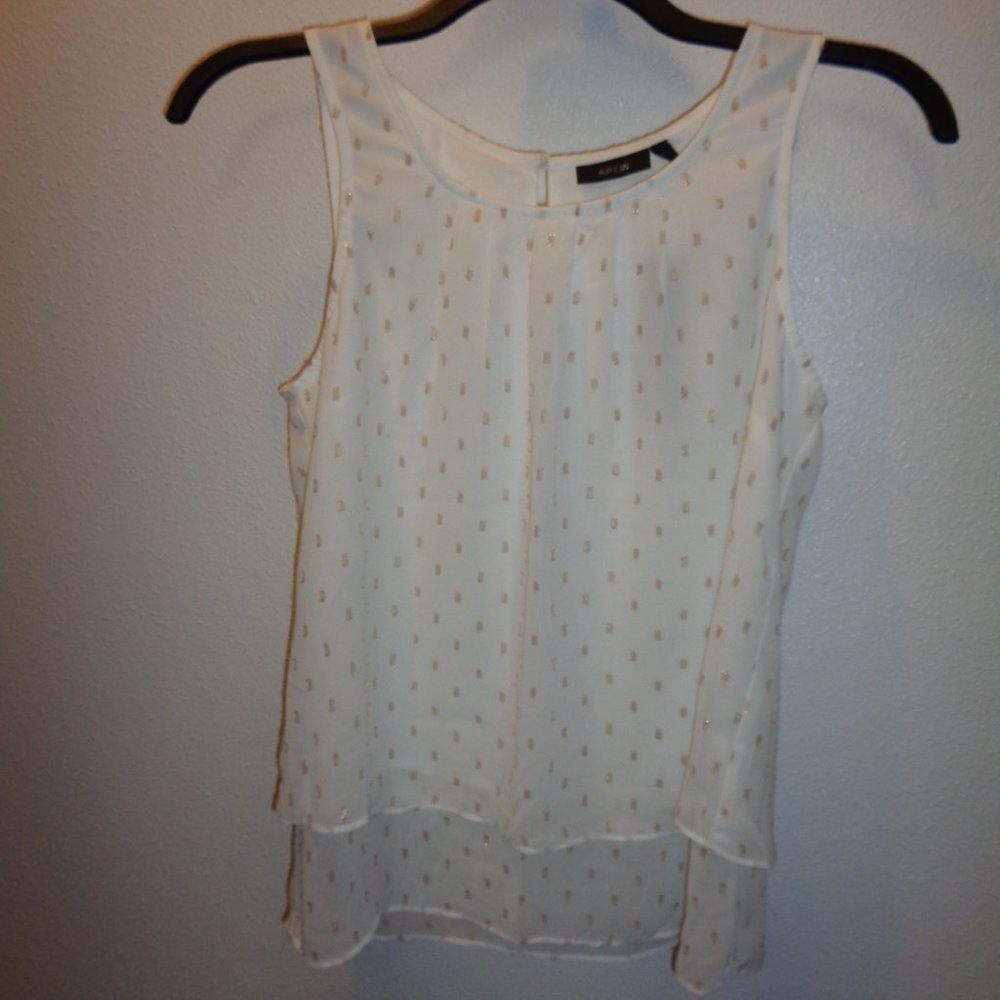 APT. 9 Women's Tank Top Size Medium NWT